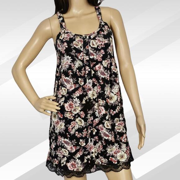 2/$20 Xhilaration Floral Sleeveless Mini Dress with Lace Back Size S - Picture 1 of 6